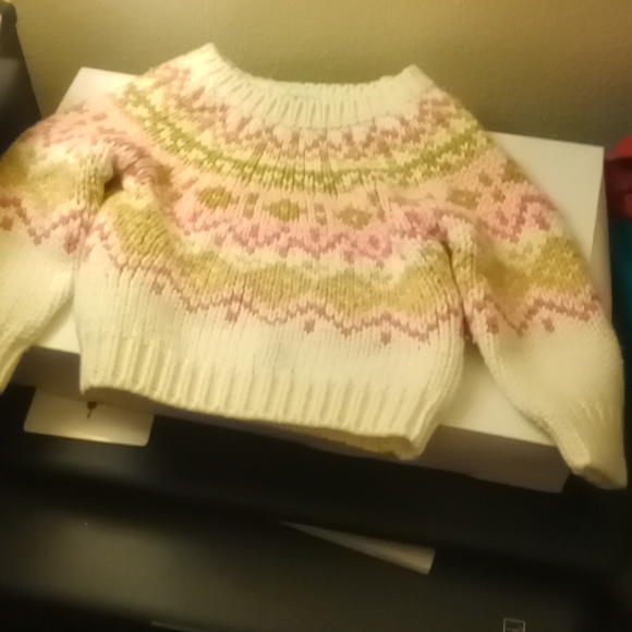 Old Navy baby winter sweater - Picture 1 of 3